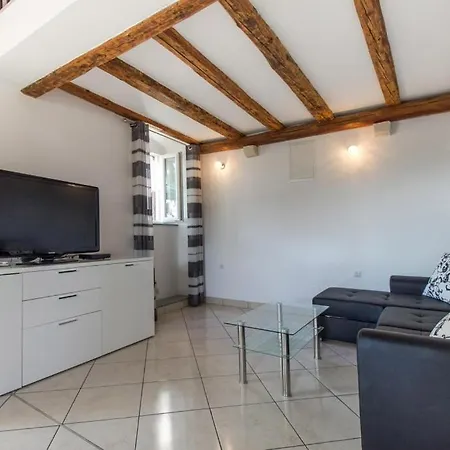Apartman In With Terrace, Air Conditioning Mali Losinj
